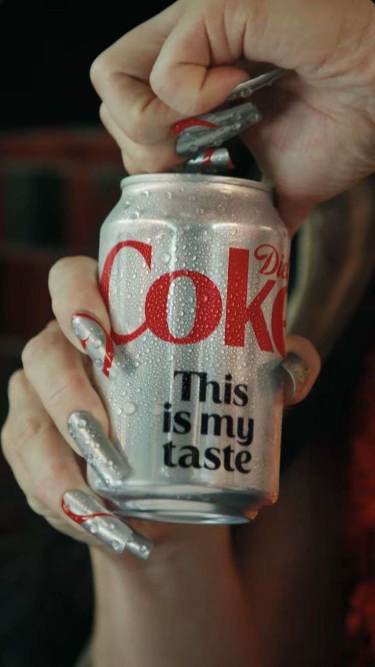 DIET COKE 32 OZ